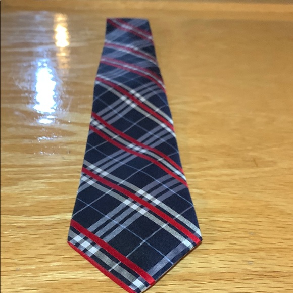 Izod Red and Black Plaid Tie Bold Pattern Accessory - Picture 1 of 5